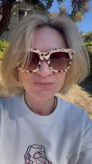 Masha Mashkova Instagram - Some news from my new life:
1. Dyed my hair blond(mandatory for a new life!!!)
2. Joined my husband and daughters-became an American Citizen. Now I can vote and serve on a jury.
3. Changed my name(used to be Mariia Vladimirovna Mashkova), from now on-а new person: Masha Mashkova🫣🤣
4. My American Series debut and American movie debut are coming up. Nervous and exited simultaneously.
5. My one woman show(in Russian) Nadezdiny @nadezhdiny is coming to LA. 12/21/23🤍 Need to balance past and future to feel better in NOW. Tickets are on sale. Link in BIO.
6. Спасибо моей боевой подруге-тачке Надедьке за то, что со мной в горе и в радости, в богатстве и бедности.
Yours. MASHA MASHKOVA.