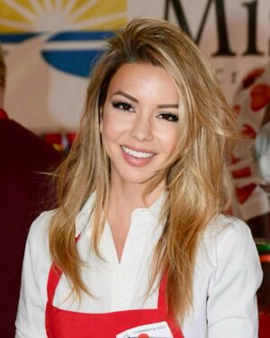Masiela Lusha Instagram - Absolutely adored sharing the day with @thelamission family. The Los Angeles Mission lifts families by offering mentorship, guidance, courses, and compassion. With over 400,000 meals served annually, The Mission remains a beacon for our city. Happy Thanksgiving ❤️