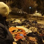 Mastane Mohajer Instagram – تا ۲ روز پیش تو این چادر 
یک پدر و مادر ۸۰ ساله و یک دختر معلول زندگی میکردند 
بخاطر گرم کردن خودشون
دچار سوختگی شدند 
پدر دیروز رفت 
دختر امروز 
و مادر با ۸۰ درصد سوختگی در انتظار  رفتن 
از ناتوانی نتونستن خودشونو‌ نجات بدن 

فقط بخاطر یک هیتر 

دگرگونم بخاطر این حد از بی مسئولیتی

تا کی …
#خوی#اورژانس #آتش_نشانی