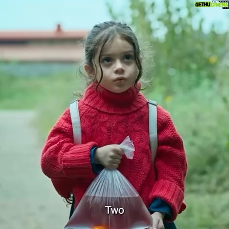 Mastane Mohajer Instagram - حضور فیلم کوتاه “دو زندگی سپیده” به نویسندگی، کارگردانی و تهیهکنندگی سها نیاستی در بیستمین دورهی فستیوال فیلم کوتاه اکبانک استانبول ✨ 20th Akbank Istanbul film festival پخش بینالملل: شرکت WDP با مدیریت مستانه مهاجر تیزر: شاهین سبزروان نویسنده و کارگردان: سها نیاستی، بازیگران: ندا جبرئیلی، نسرین بابایی، پانیسا پیوخت، شهین مدرکی، سید علی پرپنچی، کیمیا خوبانی، مدیر فیلمبرداری: ادیب سبحانی، تدوینگر: عماد خدابخش، برنامهریز و منشی صحنه: ندا قائدیمقامی، طراح لباس: الهام معین، طراح صحنه: مرتضی غلامی، صدابردار: رشید دانشمند، طراحی و ترکیب صدا: زهره علیاکبری، آهنگساز: آوا راستی، گریم: هاله علیزاده، عکاس: امیرحسین شجاعی، اصلاح رنگ و نور: فربد جلالی، مدیر تولید: معصومه قلیپور، تهیهکننده: سها نیاستی @akbanksanat @mastanehmohajer @mrezaloghmani @soha_niasti @nedajebreilii @neda.ghaedi @adibsobhani @emad.khoda @nasrin_babaei_art elham.moienn @shojaii @farbod_jalali @rashiddaneshmand @zohre.aliakbarii @avarasti @farhadshantiaei @amirrrshirabadi @halehalizade @morteza.gholamii meemgholipour @adham.safarzadeh @panisa_96_ @seyedaliparpanchii @shahin_sabzravan @whitedreamspictures