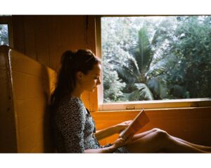 Mathilde Warnier Instagram - @elliedelange