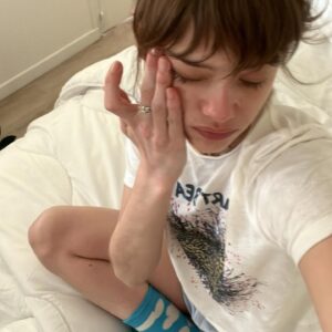 Mathilde Warnier Instagram - Une année de matins  /- difficiles 
vol 2
Happy end of the year