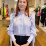 Matilda Blanco Instagram – Ya empiezan mis cursos de Asesor de Imagen e Imagen Personal 
On Line – En Vivo – Via Zoom 🥳🤩
Para Info e Inscripción deja por privado la palabra Asesor  o enviá WhatsApp al  11 2368-8800 

Comienzo 🗓️
-19 de Agosto Asesor de Imagen
-15 de Agosto Imagen Personal

Info por Privado o WhatsApp con la palabra ASESOR

Gracias @melocotonstyle  por el lugar y mi look
a mi modelo @melodygrimolizzi ❤️ que además me asistió y a @soyloregentile 🥰

#asesordeimagen #imagenpersonal #estilopersonal #cursosonline