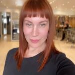Matilda Blanco Instagram – Red Red Red ❤️🎈💋
Felicidad 🥰 color, corte y peinadisima!!!
Por @cerininet 🌹
@ceriniclaudio
Cerini Marcelo T de Alvear 1471
#cerini #cerinimt #colorhair #red #rojos #colorado #pelo