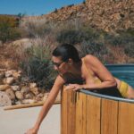 Matilde Breyner Instagram – Esqueçam lá a piscina! Quando for grande quero uma casa com uma cowboy tub. O cowboy já tenho.