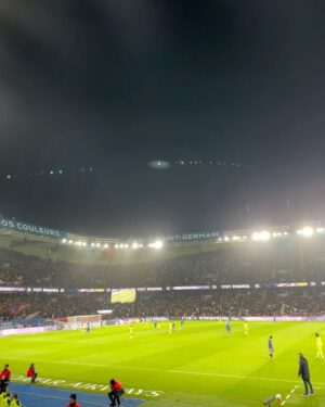 Maud Baecker Instagram - Merci @psg ✨PARIS EST MAGIQUE ✨