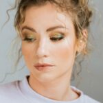 Maud Baecker Instagram – 🤍🧡💚 @lacover_ 
INCANDESCANTE portrait
Maquillage @clairegby
Coiffure @juliettemeyer_
Photos Backstage @natureloquente
@carnetdecoulisses Photographies @christopheserraphoto 🔥