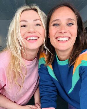 Maud Baecker Instagram - 🎬✨♥️Avec ma Merveilleuse @juliedebona♥️✨ Erica ✨ @lackberg #fredericberthe @tf1 @jlagroupe @celinefrancois_ @anne_didier @__martinr.__ #potomakfilms