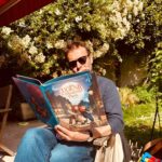 Maud Baecker Instagram – Pour les petits, les moyens et pour les grands ☀️« Eugénie et les Mystères de Paris » magnifiques BD par le grand @eric_summer_official ✨🙏 @glenatbd 📚 avec mes amis ♥️et leurs petits @vincentdeniard @charleslelaure 📸 @stefcaillol ♥️