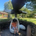 Maude Harcheb Instagram - Grandes piles/ La Tuque/ lac bouchette/ St Félicien - Jours 8 et 9 - Avoir la trentaine et faire des détours pour voir des ponts - une sublime sirène 🧜‍♀️ - rétro plage by Anthony - pourquoi mon bus scolaire à moi était moche ? - possible de construire une maison à gauche de la cascade entre deux arbres ? - visiter des logements de colons des années 1900 et me rappeler de plus jamais me plaindre d’un quelconque manque de confort - regarder de la bOoootey - vivre notre best motel life 🖤 - subtilement prévenir les proches qu’ils auront pas de souvenirs parce qu’on a pas de place mais on vous aime quand même - Indie réalise un RÊVE : être un petit poussin dans son nid 😆 Ça passe trop vite, on peut ralentir un peu ?! ⏳