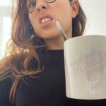 Maude Harcheb Instagram - Belle année 2023 à tous 🖤 Slide pour voir mon best of 2022.