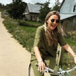 Maude Hirst Instagram – 🤍An American in London. A birthday. Some theatre. A farm & some beautiful company 🤍