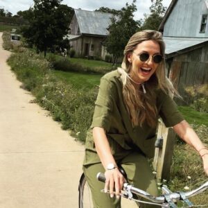 Maude Hirst Instagram - 🤍An American in London. A birthday. Some theatre. A farm & some beautiful company 🤍