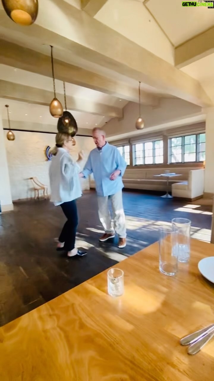 Maureen McCormick - 7K Likes - Beautiful weekend with my brother Denny! Thank you @oliversofmontecito for making our visit so filled with joy! You have the best dance floor, most delicious food, and such a lovely group of people who work there. So touched by your kindness. 💕