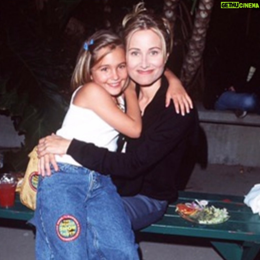 Maureen McCormick - 5.7K Likes - Happy #NationalDaughtersDay 💗
“You are the reason” xoxo