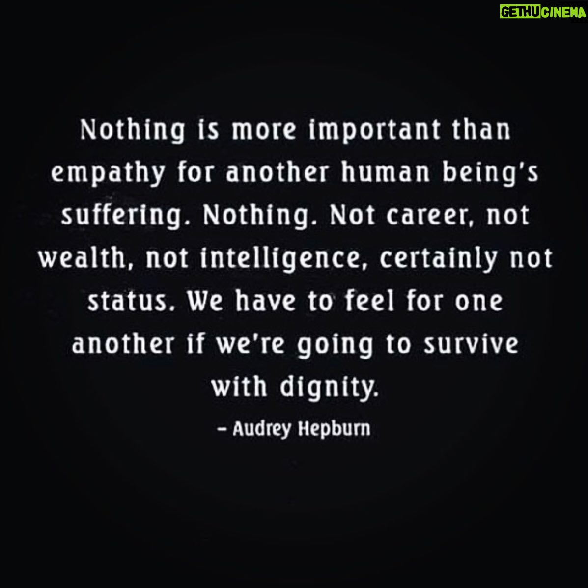 Maureen McCormick - 4.2K Likes - I love this so much! Thank you for sharing this on your Instagram dearest @tommychambers ! I had to share it! xoxoxo