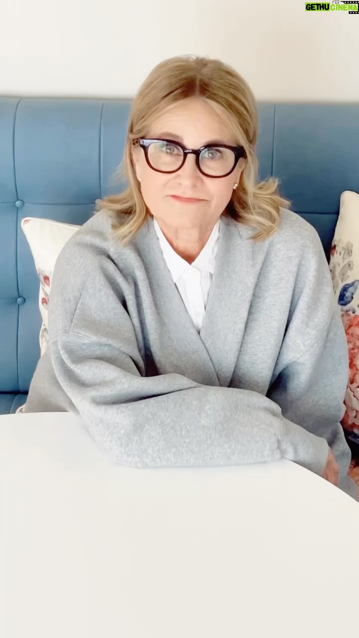 Maureen McCormick - 2.8K Likes - Today, join Special Olympics and our Global Ambassador @momccormick7 in celebrating World Sibling Day!
Special Olympics siblings are the backbone of our movement and we honor you for your impact on your families and the world! #WorldSiblingDay #SpecialOlympics #ChooseToInclude