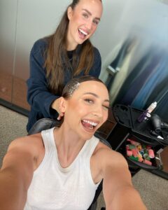 Mavournee Hazel Instagram - i wish @hairandmakeupbyariela was a polly pocket so i could put her in my bag and take her everywhere 🥹🎀🫧
