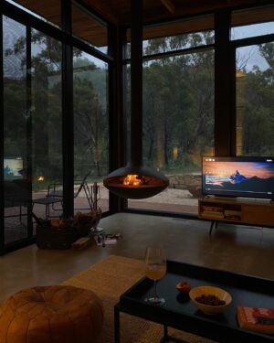 Mavournee Hazel Instagram - jealous of those who live in Sydney because this lil’ slice of heaven is just a few hours away @wollemiretreat 🫧🗝️🤎🪵