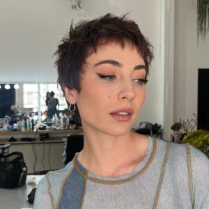 Mavournee Hazel Instagram - @hairandmakeupbyariela is officially a melbourne based HMU artist and i am (selfishly) thrilled 🫧🫐🎱🫶🏻🤍✨