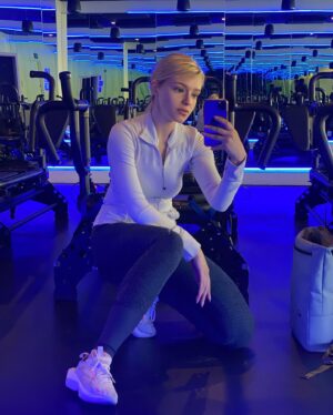Max Reeves Instagram - [Feb fav]

#feburary #tbt #actorlife #actresslife #actressgallery #modellife #modeloffduty #fashionblogger #fashionblog #bikinigirl #bikinibody #pilates #yogagirl #art #pencildrawing #artist #artoftheday #artofinstagram #frieze #friezelosangeles #artfan #love