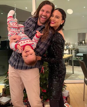 Maya Stojan Instagram - Wishing you all a Merry Christmas! Sending you lots of love from Switzerland ♥️🇨🇭🎄🎅🏽🙌🏽🙏🏽💫
Leos first Christmas was downright magical!!