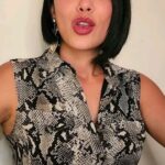 Maya Zapata Instagram - Sobre la controversia/telenovela del rebozo de la artesana, la empresa, la promotora, el colectivo y el tono condescendiente de Maya Zapata. He aquí mi legítimo derecho de réplica. Y ajá. Ya sé que me tomó más de una semana hacer y publicar este video, pero pues: señora desde chiquita. Igual, nunca es tarde para el chisme! Jeje! Vayan por sus palomitas y que disfruten la función!