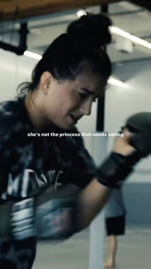Maycee Barber Instagram - I fight my own battles 👏🏼🥊

#mma #ufc #thefuture
