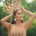Mayella Lloclla Instagram - Alzo VOZ cuando llevo mi canto, mi vestuario, mis acciones y mi espíritu con identidad y amor por mis raíces. Cuéntenme usando el #VozParaTodos, ¿ustedes que han hecho para darle un Refresh a sus vidas? Los leo! @tridentperu #Publicidad #vozparatodos