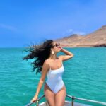 Mayella Lloclla Instagram - Dos energías muy fuertes se juntaron en esta foto, el sol ☀️radiante junto con nuestra Killapura 🌝 Amoooooooo Killapura (Luna Llena en quechua) Hasta el camino más oscuro se llena de luz cuando la luna desborda energía y plenitud, queremos que aproveches sus beneficios para recargarte con la fuerza para tener una Vida plena. Los encuentras en caotienda.com.pe