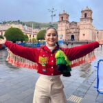 Mayella Lloclla Instagram - Hermosas postales en Puno en el gran hotel @ghl_lagotiticaca Mis outfits @cora.hechoamano Mi maquillaje y peinado @juliocesarneyra1 #puno #lagotiticaca #viaje #Perú