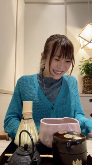 May'n Instagram - お抹茶🍵

さわがしいぞ、めいん😡

#アフタヌーンティー #お抹茶 #和の心