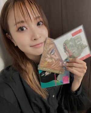 May'n Instagram - 2024.6.1
デビュー19周年記念日！でした🥳

ということで、20年目スタート！
この一年、May'n Road to 20th Anniversaryとして
20周年記念日に向かってたくさんのワクワクとありがとうをお届けしていきたいです✨

2005年、本名でデビューし
2008年、シェリル・ノーム starring May'nが誕生し
2009年、May'n名義が始まりました。

たくさんの始まりがあるって特別で素敵なことだー！！

#Mayn #MaynRoadto20th