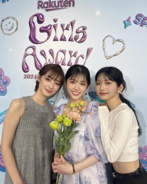 Mayu Miyamoto Instagram - 🖤🤍🩷
#girlsaward #evris #thankyou