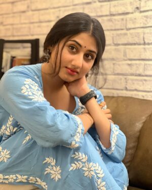 Mazel Vyas Instagram - 🦋✨🌙🩵
.
.
.
#neela #kyamohabbathain #oldschool
