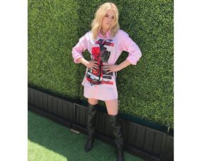 McKaley Miller Instagram - forgot to post these from my last day of @mamovie2019 press! 💖 obsessed with this look :)
MA IS OUT IN ONE WEEK !!!!!!!!! 😱