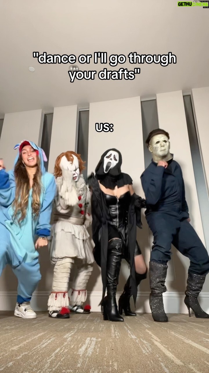 McKenzi Brooke Instagram - Sorry, but absolutely not lmao 😂👍 #comedy #relatable #halloween #friends #halloweencostume