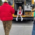 McKenzi Brooke Instagram - Living out your own dreams and paying for your music ❤️ Who would’ve thought. So grateful 🥹 #performance #sing #singer #dance #fu #original #dancers