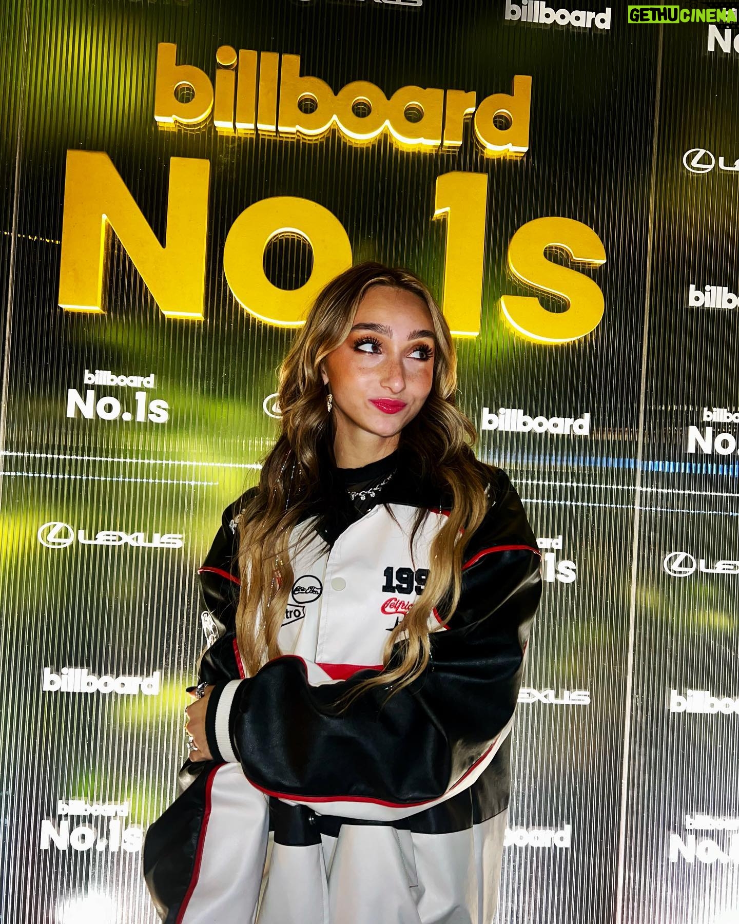 McKenzi Brooke Instagram - Thank you @bbmas @billboard @meta ❤️🪩 #billboard