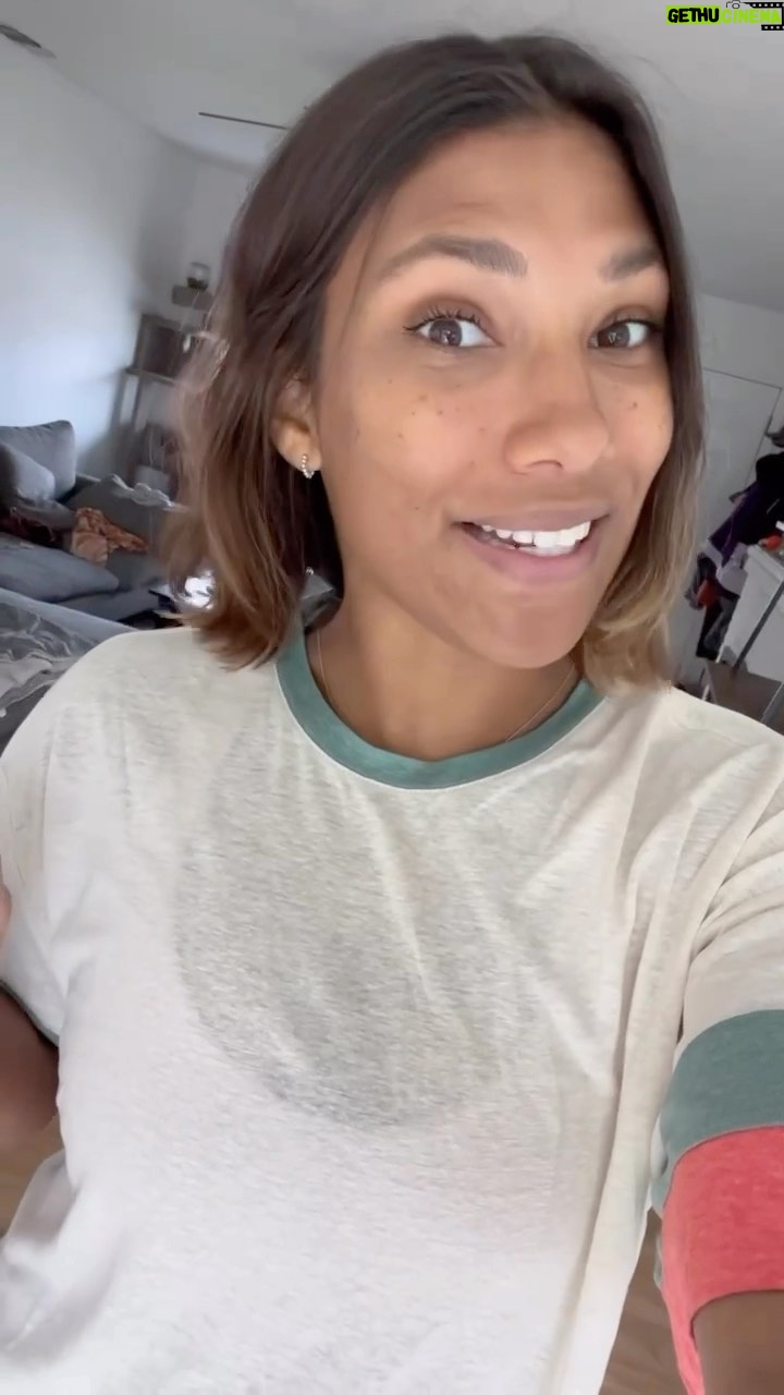 Meagan Martin Instagram - A little peek into what life is life at home when I’m not out traveling for work ☺️!!! @prana #PrAnaAdventurer #PrAnaPartner