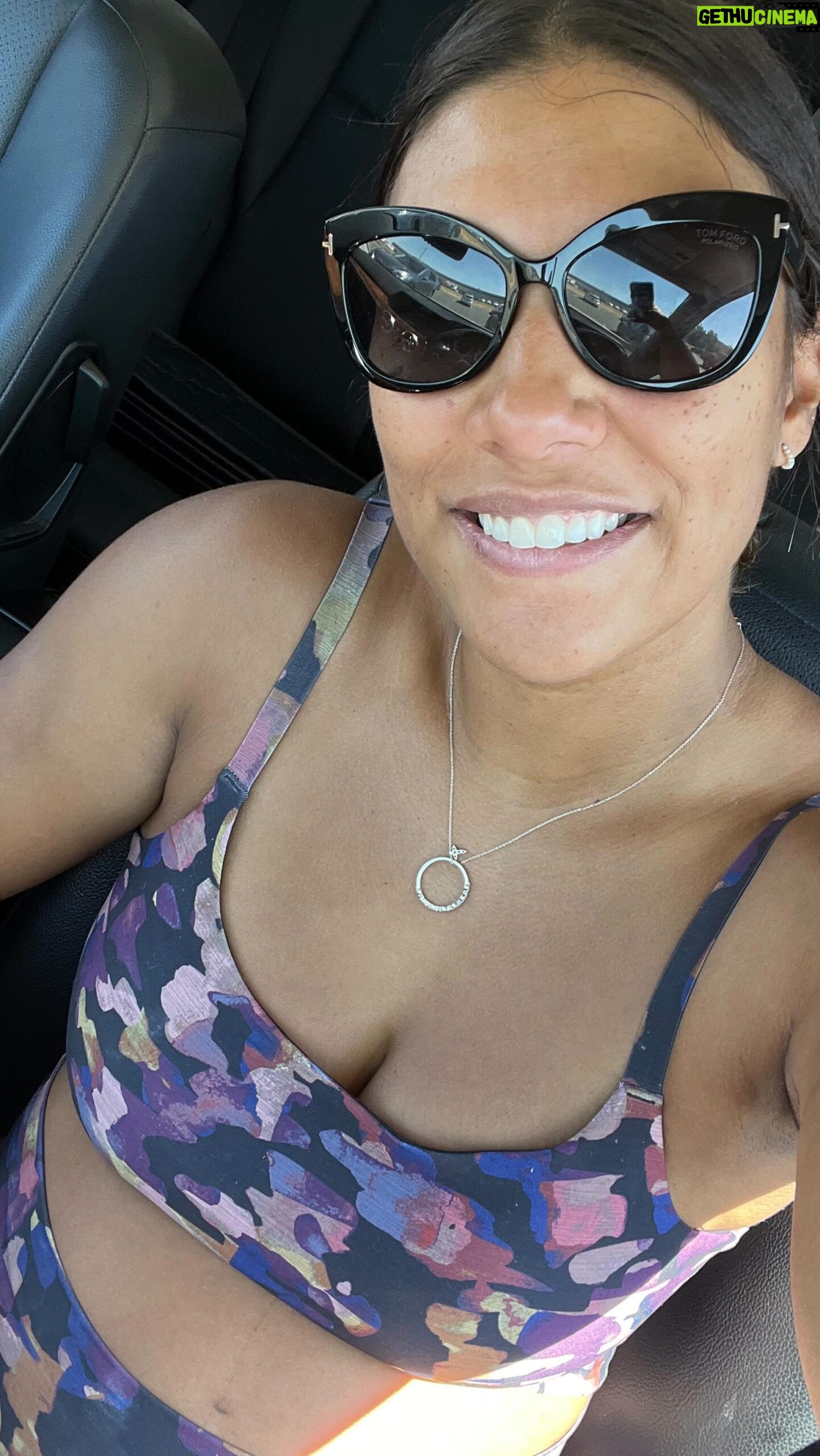 Meagan Martin Instagram - Life is all about adapting to change, so here’s what some of my days look like at home right now in the 3rd trimester of pregnancy. Absolutely love this Luxara set from @prana! Just sized up and it fits perfectly so comfortable 🥰! #LifeInLuxara #prAnaPartner #prAnaAdventurer