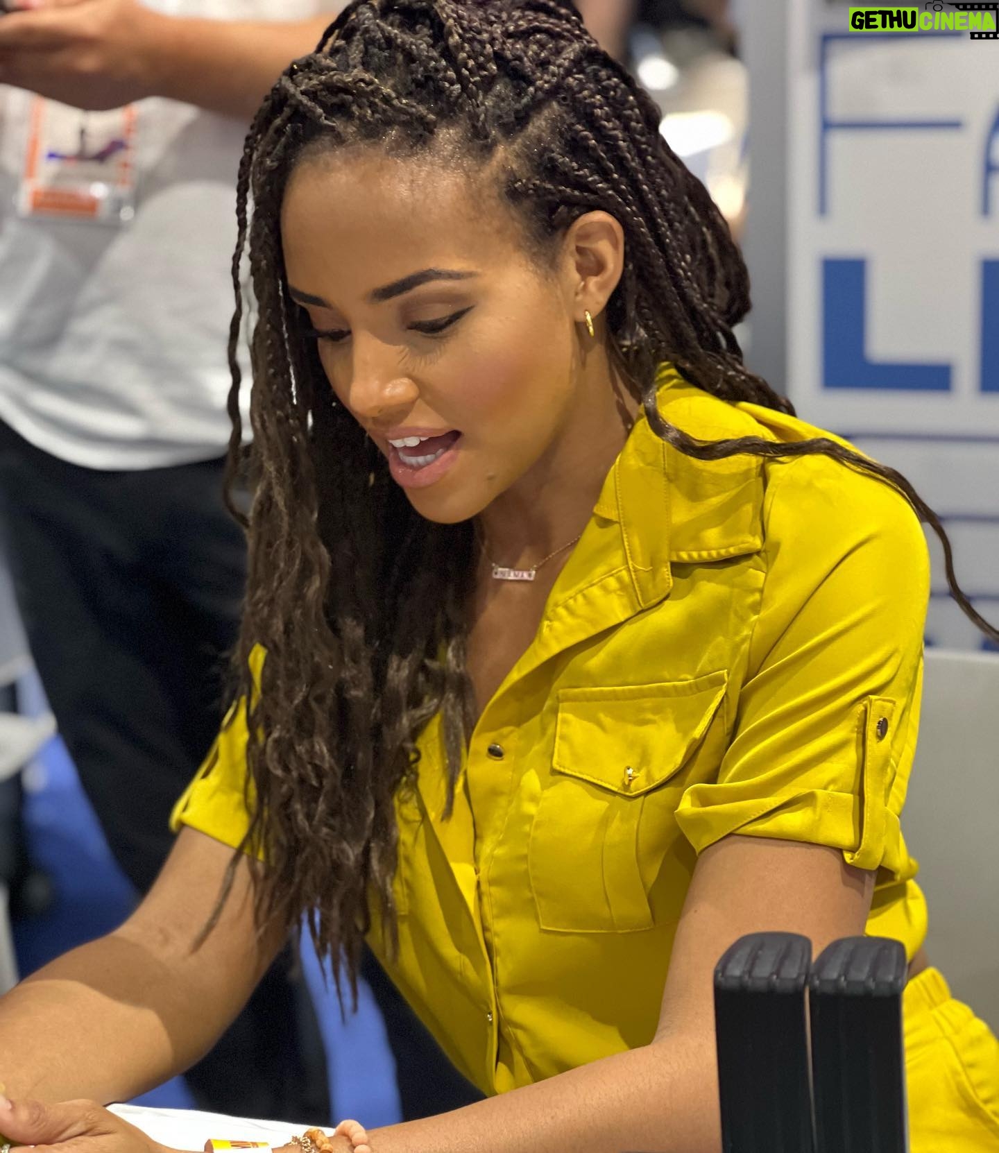Meagan Tandy Instagram - My first Comic-Con. Too much fun 💛