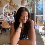 Meagan Tandy Instagram - The many stages of what grabbing lunch with me looks like😝 • If we’re not laughing at some point, then we ain’t having fun 🤩 • With my buddy @raquelrdorsey