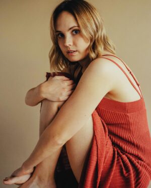 Meaghan Jette Martin Instagram - 🧚‍♀️

Photos by @lana_photoset