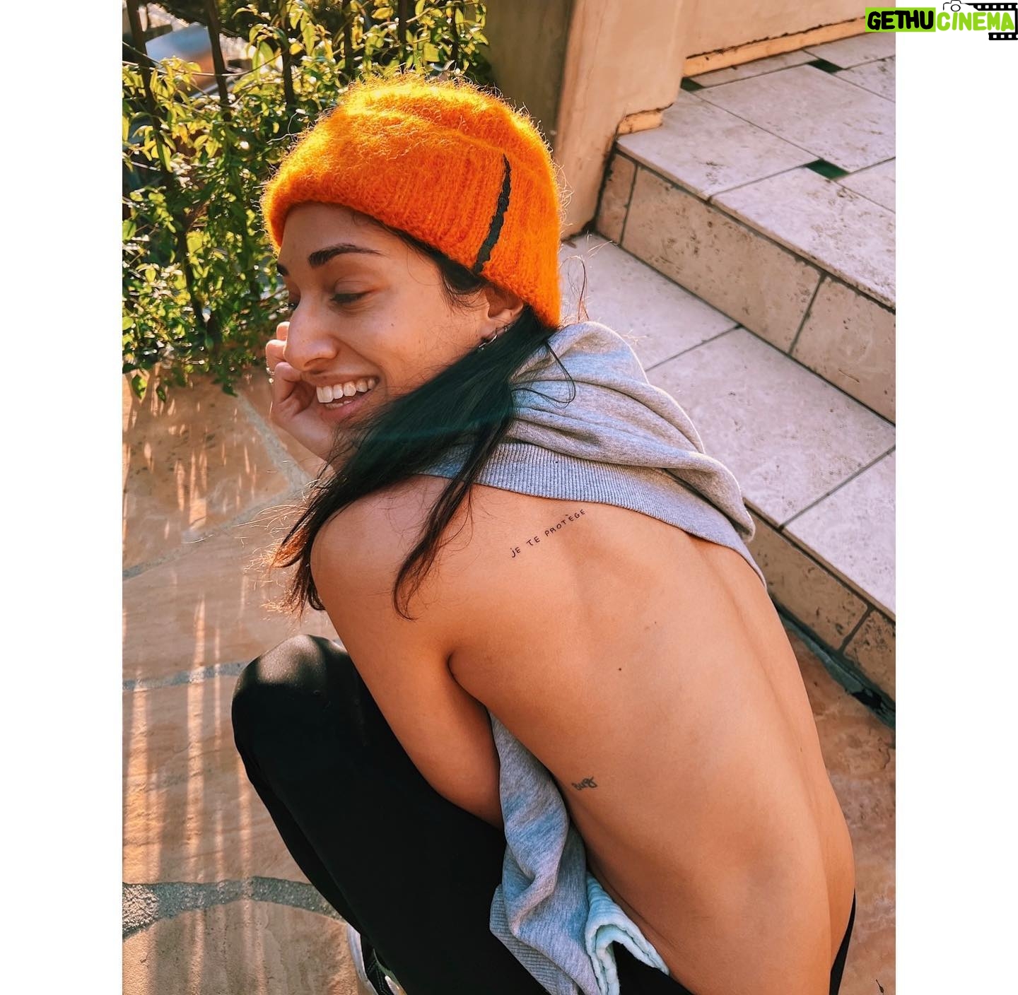 Meaghan Rath - 12.7K Likes - 2023 pt 1
Cruising, I protect you, HIMYF, Jack’s first Frasier taping, Alanis on CRE, my true self