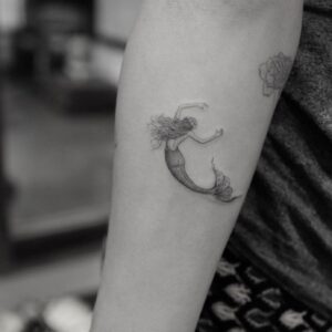 Meaghan Rath Instagram - So grateful for @_dr_woo_  giving me the little mermaid of my dreams🧜🏽‍♀️