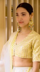 Medha Shankar Instagram - Obviouslyyyy I’ll only use my song for all my reels now!🥰 ‘Bolo Na’ sung by me. I’ll never get over this🫶💫 Wearing - @madzinlabel Styled by - @malvikabajaj Team @sanjamkaur92 @___haywire Jewellery by @the_jewel_gallery HMU @symone.neilson_mua_hair