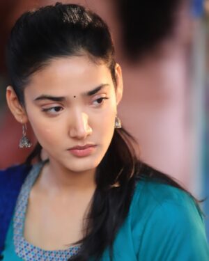 Medha Shankar Instagram - Getting into the character of ‘Shraddha Joshi’ has been an enriching experience🫶
📸 @javeddar 
#12thFail #12thfailonhotstar 
@vidhuvinodchoprafilms @disneyplushotstar