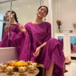 Medha Shankar Instagram - May this Diwali bring divine peace, love, success and abundance for all🙏🏼💫