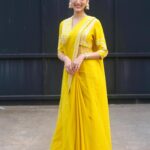 Medha Shankar Instagram – Aap logo ke pyar ne surajmukhi bana diya🌻 Team #12thFail on @saregama_official @vidhuvinodchoprafilms @vikrantmassey 

MUA Hair- @symone.neilson_mua_hair 
Wearing – @madzinlabel 
Stylist – @malvikabajaj 
Team- @sanjamkaur92 @___haywire 
Jewellery-  @the_jewel_gallery